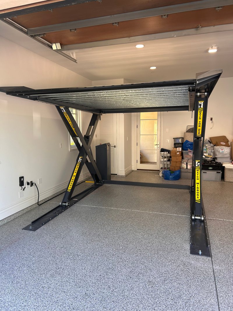 Automotive lift repair and maintenance